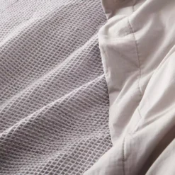 Flemish Quilt Cover - Dove -Cozy Comfort Shop 1117260123 d