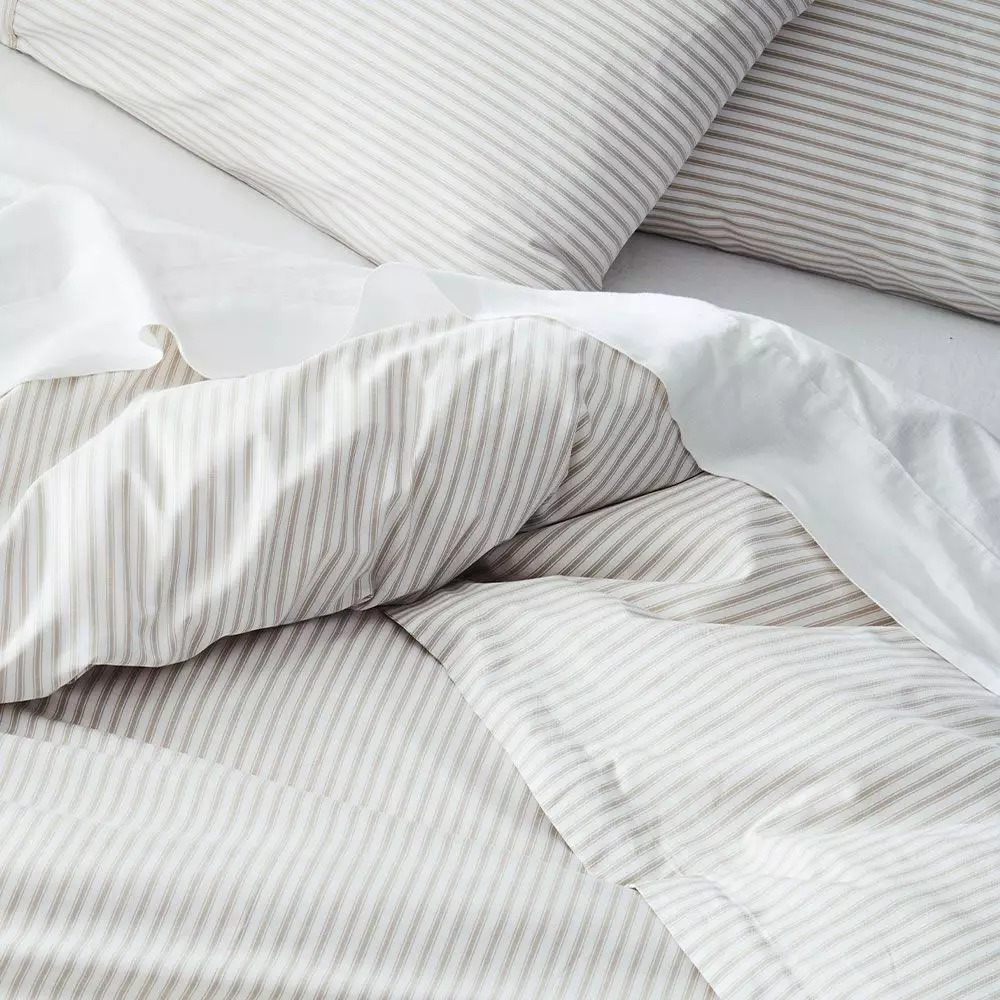 Parish Quilt Cover - Natural & White 4 Parish Quilt Cover - Natural & White - Image 2