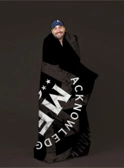 WWE Roman Reigns Plush Throw -Cozy Comfort Shop 18751923 av4