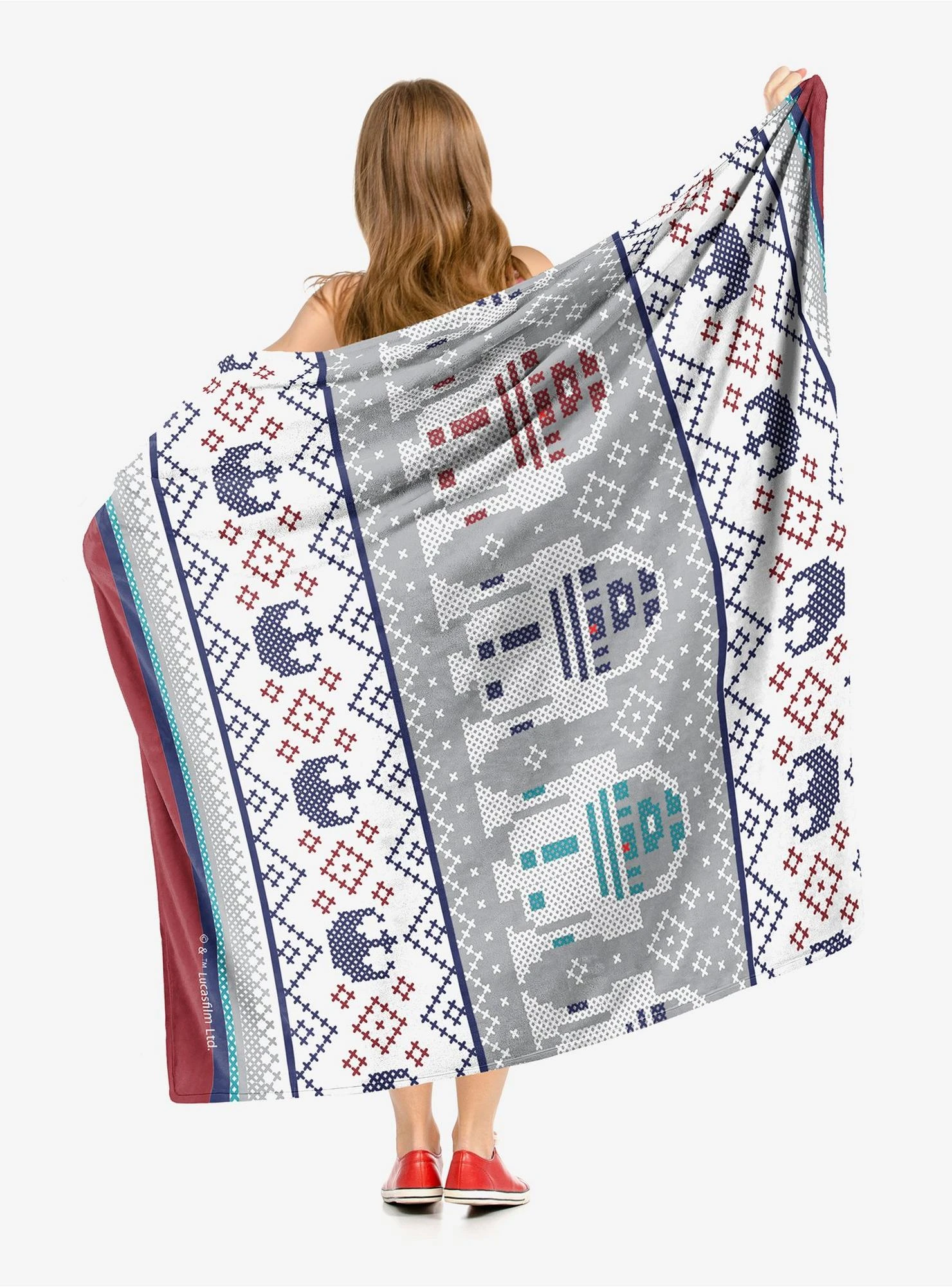 Star Wars R2D2 Sweater Throw Blanket 4 Star Wars R2D2 Sweater Throw Blanket - Image 2